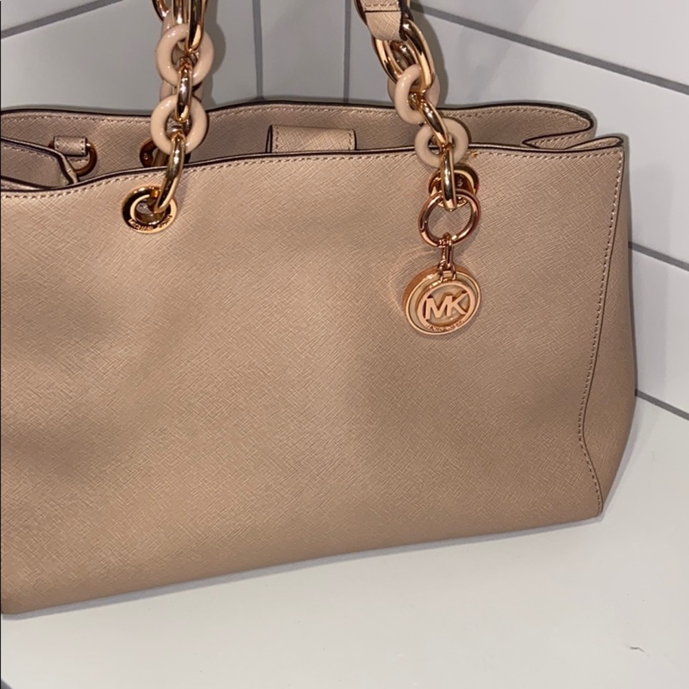 🌟 Michael KORS Handbag 👜